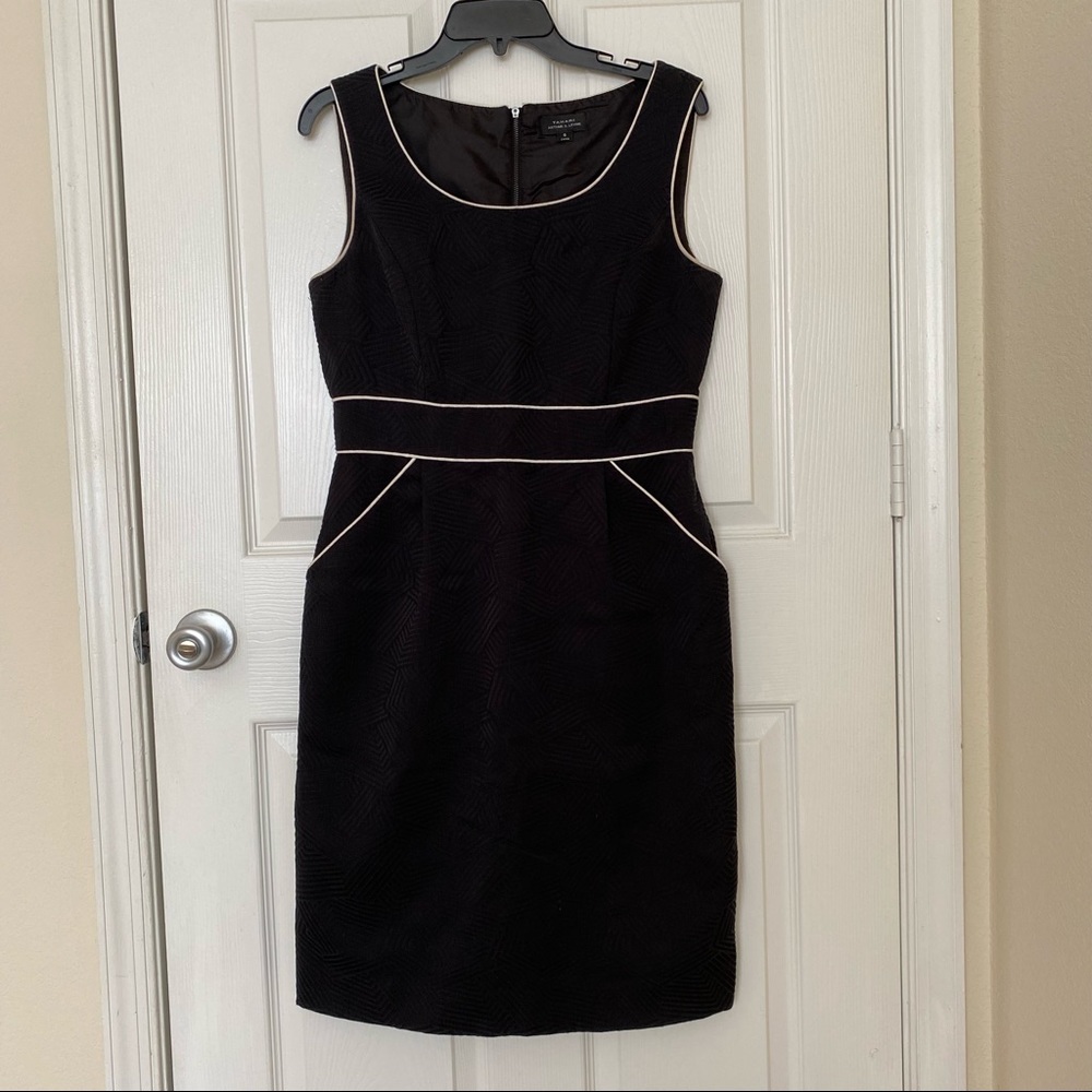 TAHARI Arthur S. Levine Sleeveless Black Dress